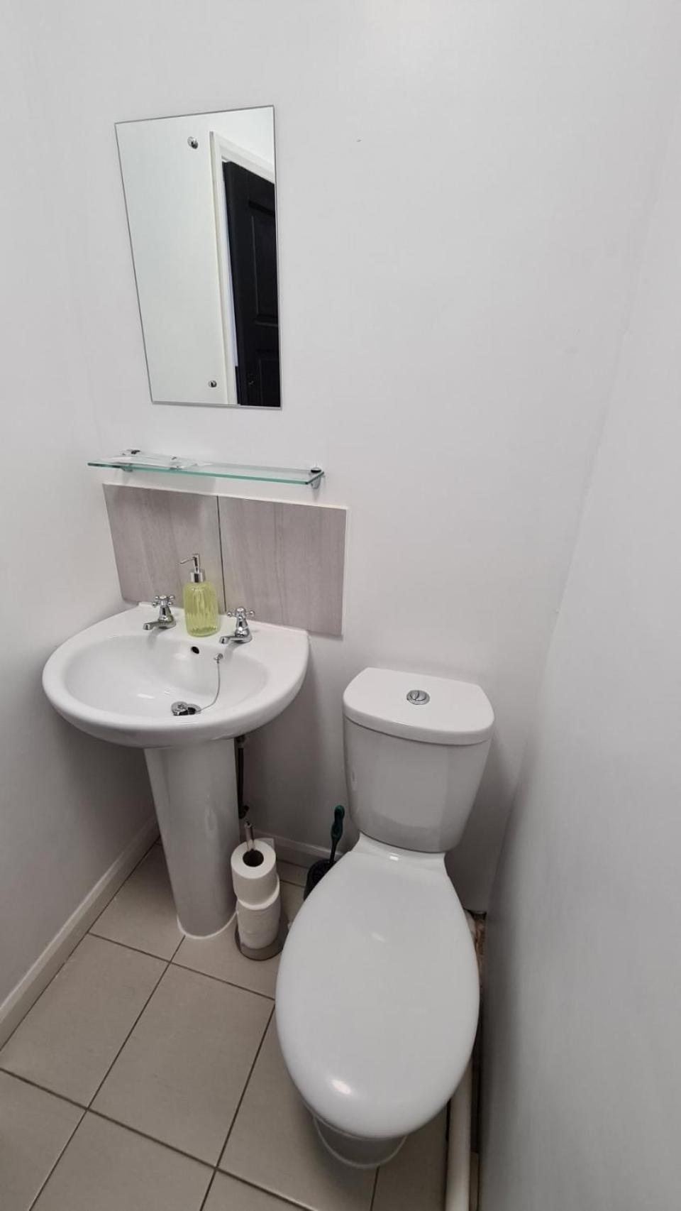 Moorfield House Apartment
